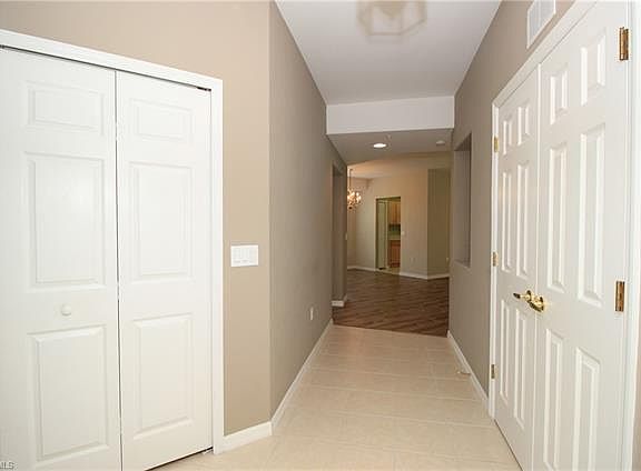 4th image of 1295 Henley St APT 1207
