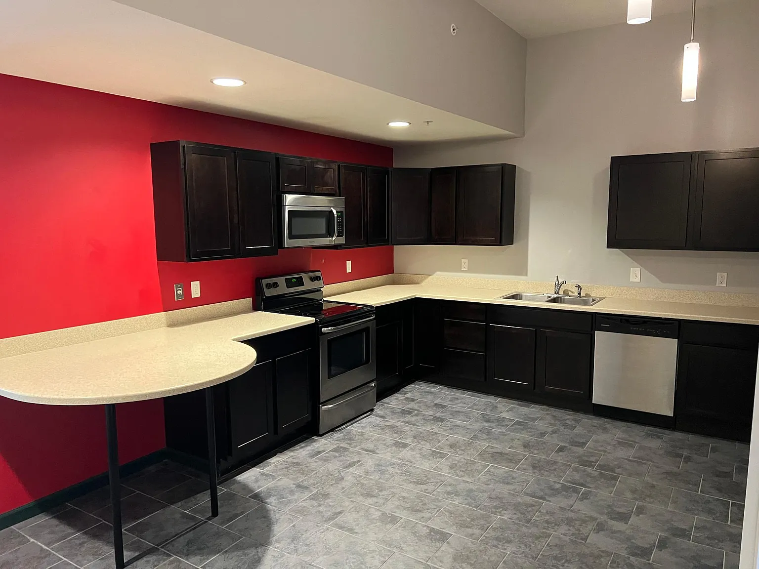 Studio, 1084 sqft, $1,225 — Photo 1