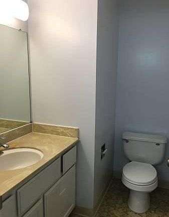 4th image of 3776 Moorpark Ave APT 4