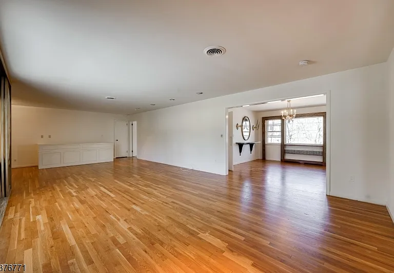 17 Oxford Dr — Photo 13