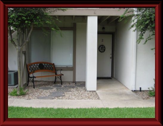 1st image of 2004 Lakeland Dr APT A2