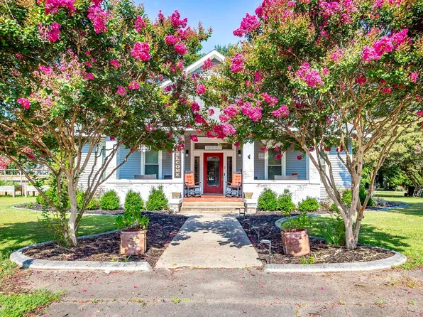 304 Park St, Lonoke, AR 72086