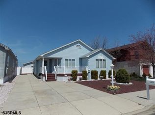 1307 Vardon Rd, Brigantine, NJ 08203