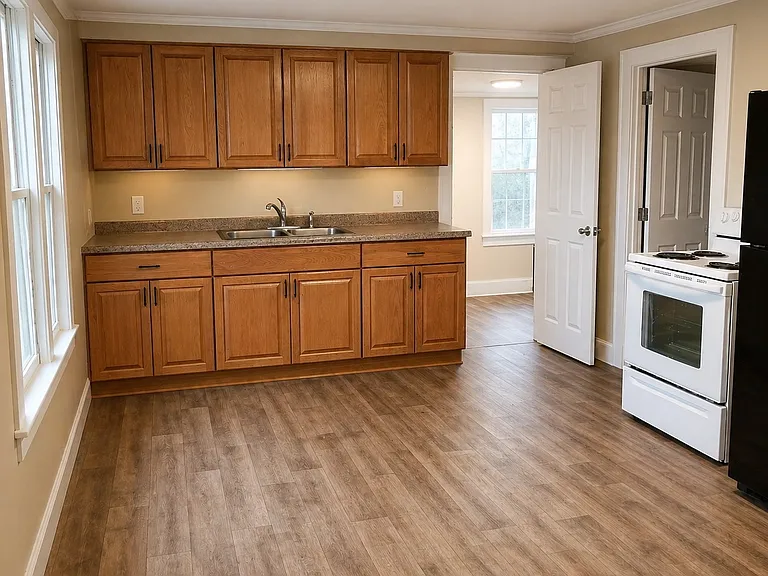 398 Weaver St #1 — Photo 2