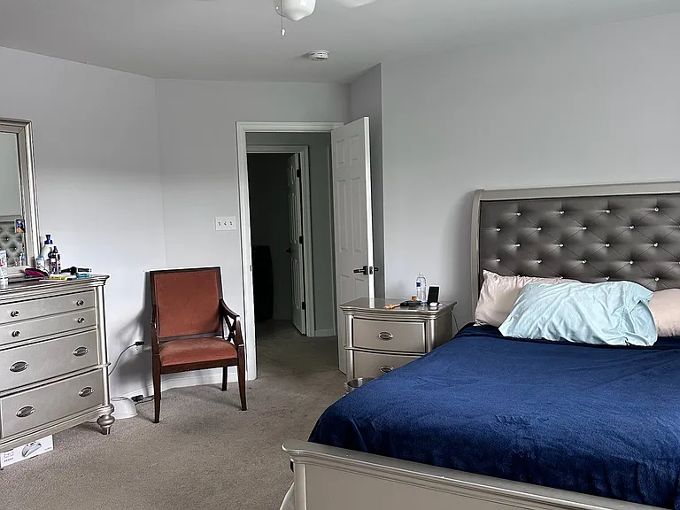 second bedroom different angle