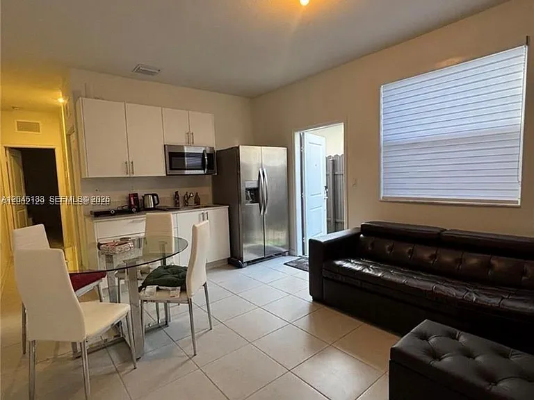 16144 SW 148th Pl — Photo 2