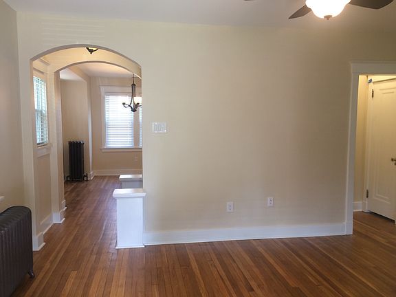 Livingroom looking into dining room