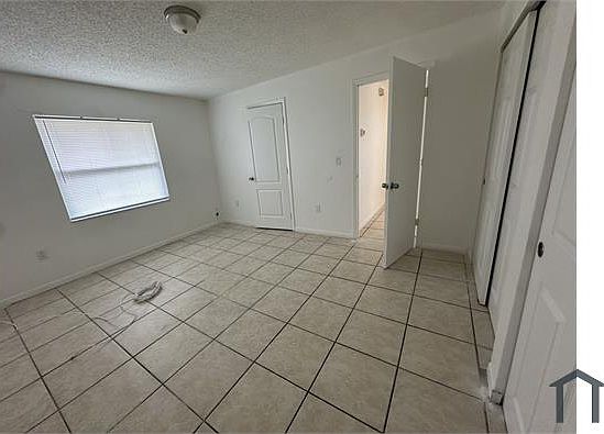 4th image of 1948 Crystal Grove Dr