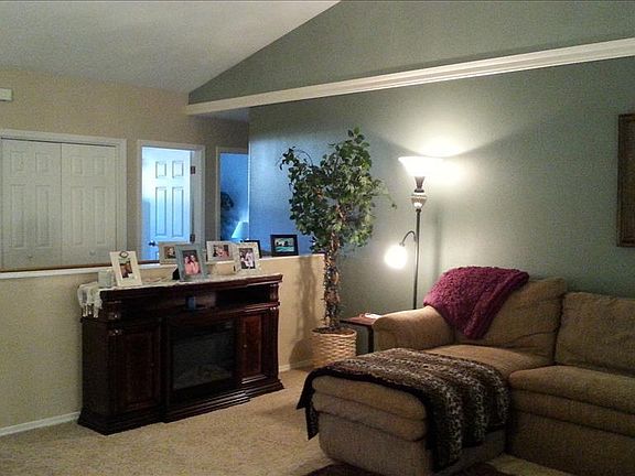 5th image of 2396 Shelley Ln