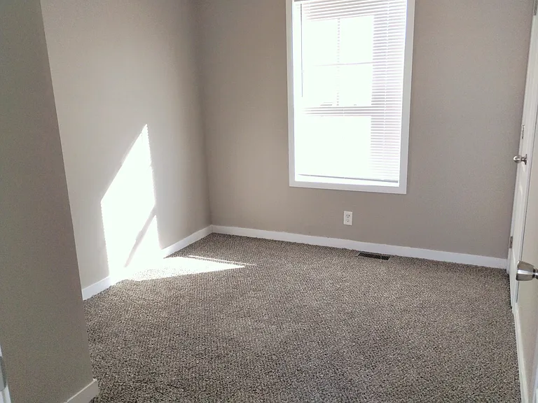 275 Ashley Ct #275 — Photo 7