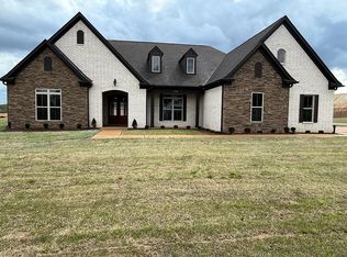 4339 Brooke Dr, Nesbit, MS 38651