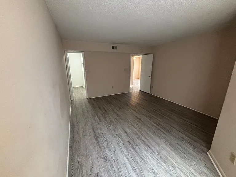 521 Abbot Muse — Photo 6