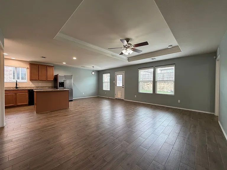 9913 Amosite Dr — Photo 7