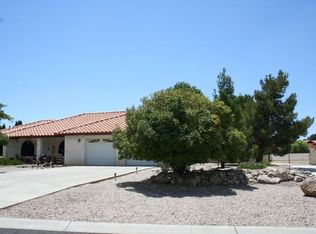 1449 Mountain Trail Rd, Kingman, AZ 86401