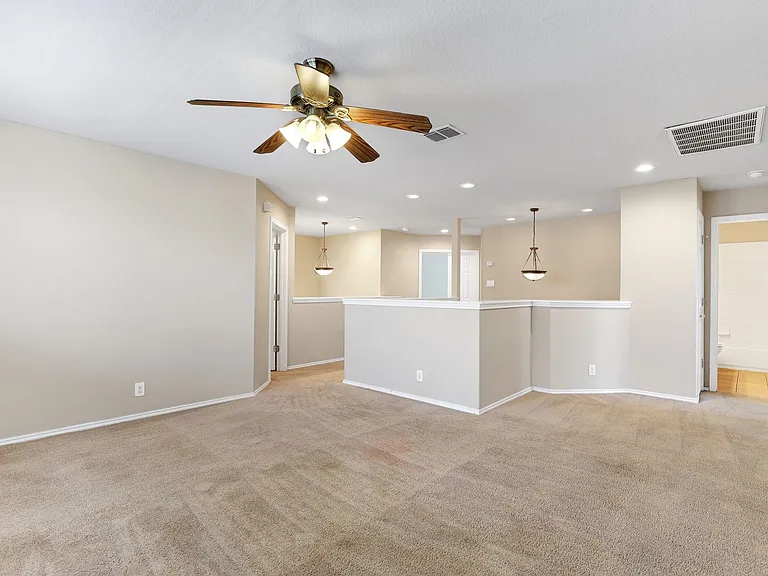 9610 Discovery Dr — Photo 18