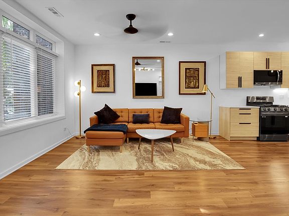 5th image of 3616 S Wolcott Ave