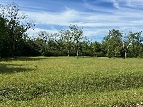 43 Rita St, Keithville, LA 71047