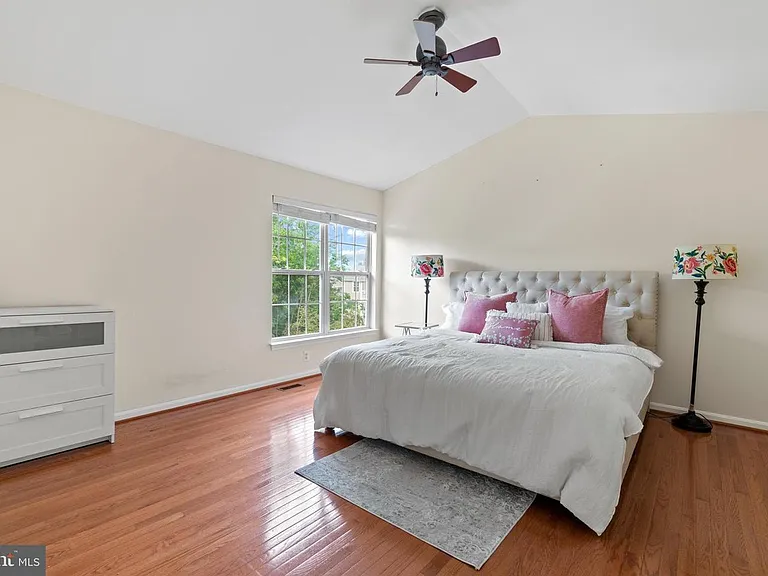 21950 Sugarland Oaks Sq — Photo 12