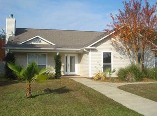 1374 Joseph Cir, Gulf Breeze, FL 32563