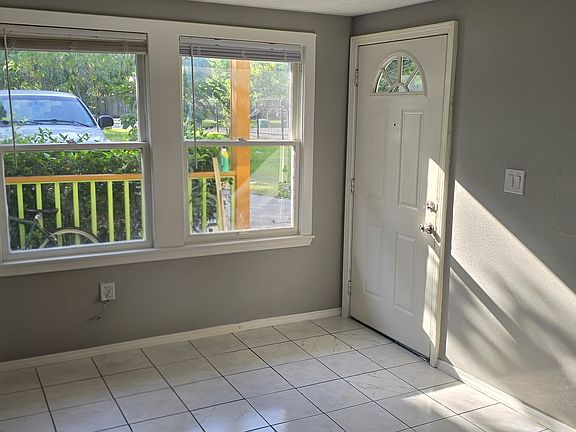 4th image of 3218 Chaffin St APT A