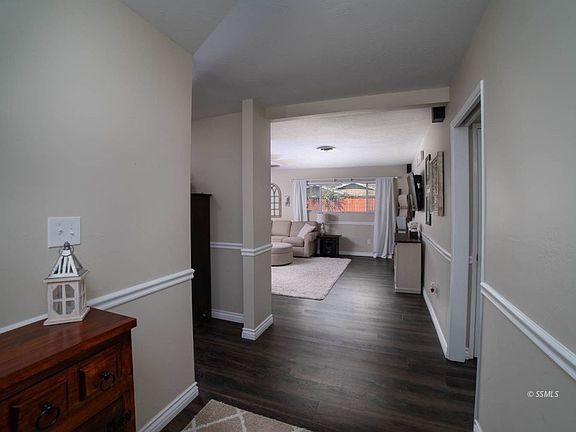 4th image of 1000 W Las Flores Ave
