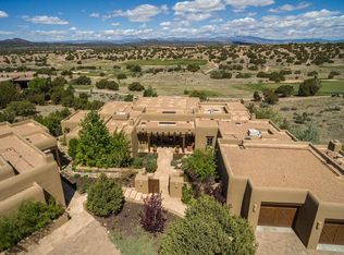 54 Grey Wolf, Santa Fe, NM 87506