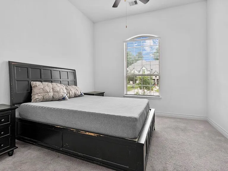 23426 Yaupon Hills Dr — Photo 8