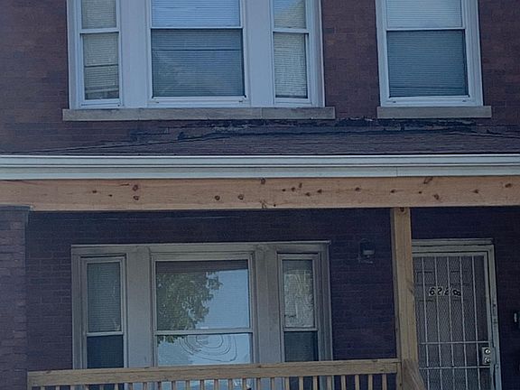 3rd image of 6228 S Claremont Ave Floor 1