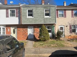 14585 Earlham Ct, Woodbridge, VA 22193