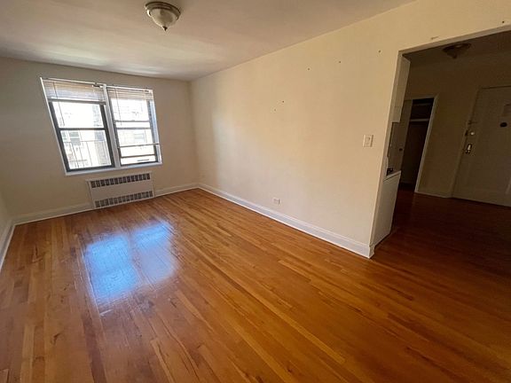4th image of 34-41 77th St Unit 528