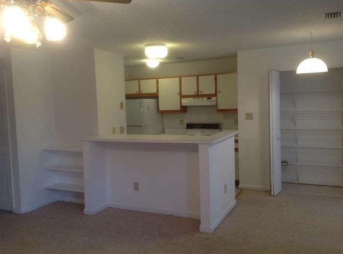 2nd image of 243 Lantana Ln #A