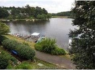 11151 Lake Chapel Ln, Reston, VA 20191