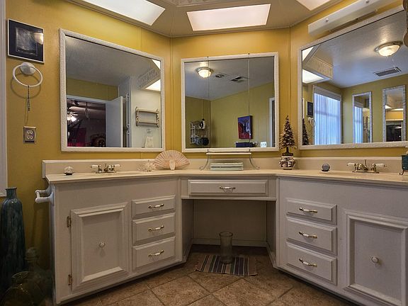 4th image of 205 W BELL Road #263