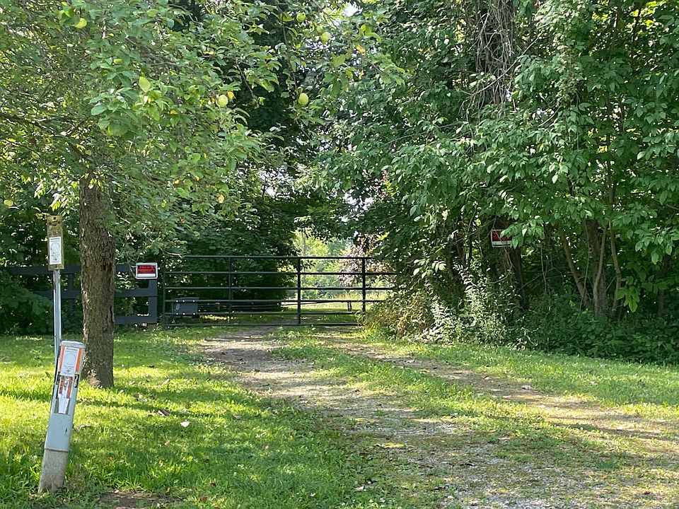 2nd image of 9870 Springhills Degraff Rd