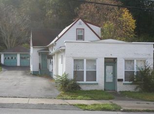 826 N Croton Ave, New Castle, PA 16101