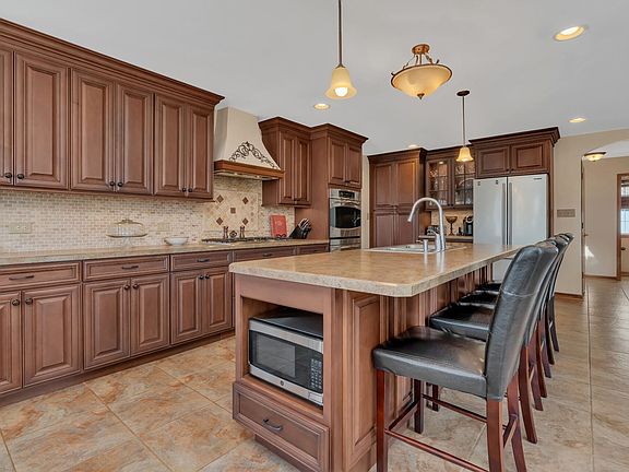 5th image of 7922 W Wheatfield Dr