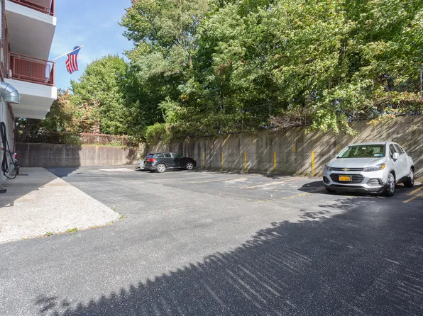 65-15 Alderton Street image 12 of 14