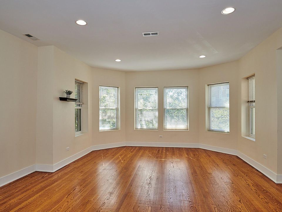 1st image of 6241 N Claremont Ave APT 3