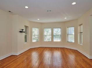 6241 N Claremont Ave APT 3, Chicago, IL 60659