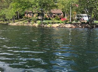 72 Lakewood Dr, Denville, NJ 07834