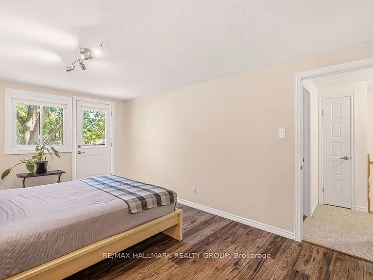 409 Montfort St #4 — Photo 19
