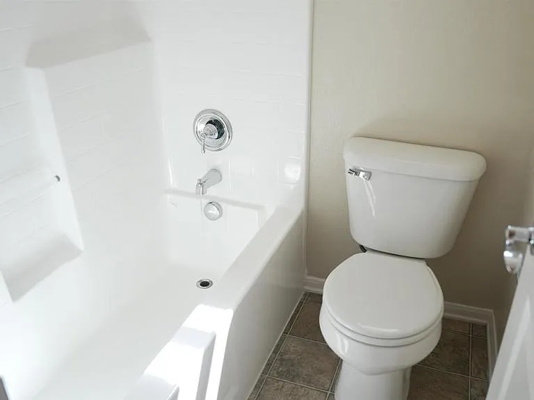 1050 White Alder Ave — Photo 38