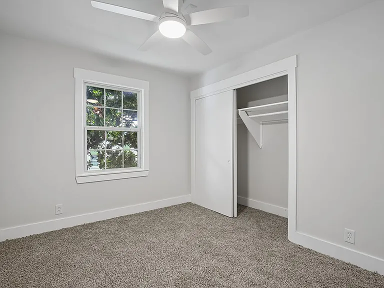 Chateau Apartments - Newly Renovated 1, 2 & 3-Bedrooms at 24th & Hillsboro Village — Photo 31