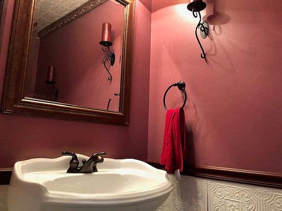 Half bath with pedestal sink