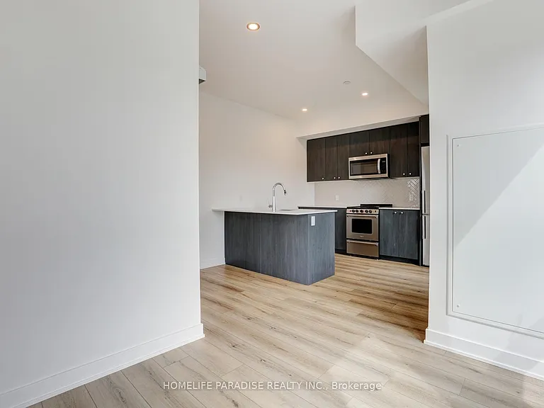 312 Erb St W #416 — Photo 23