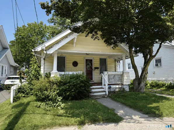 73 Hawthorne Ave, Hamden, CT 06517