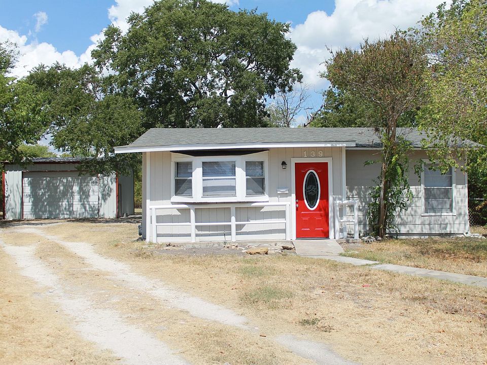 1st image of 139 E Vestal Pl
