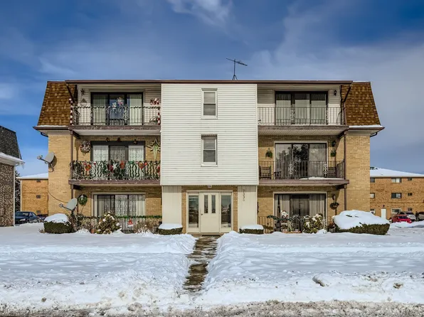 7336 W 86th St APT 2B, Bridgeview, IL 60455