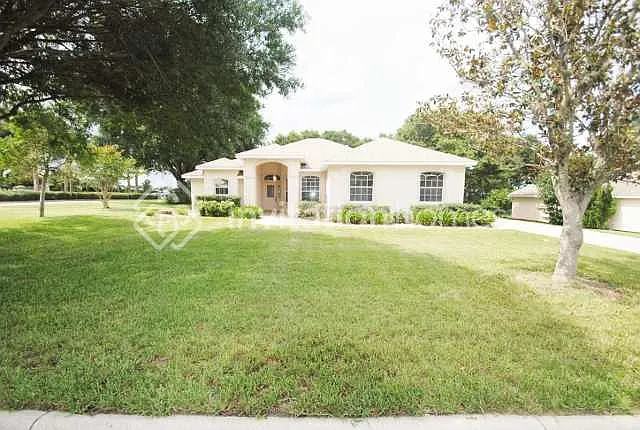 3051 Westgate Dr Eustis, FL 32726 — Photo 1