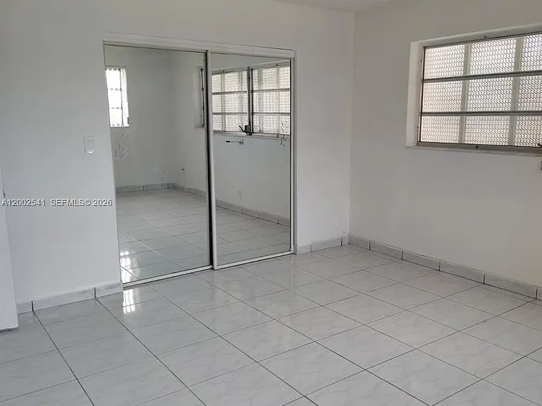200 NE 12th Ave #1C — Photo 10